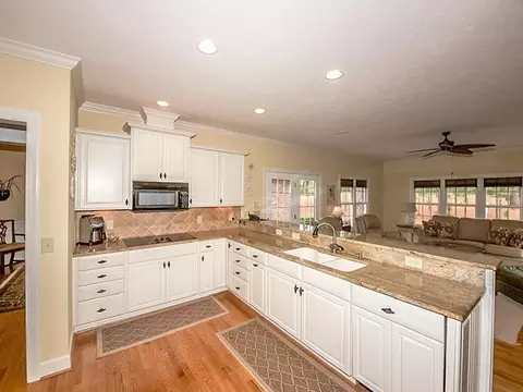 78 Mcmichael Dr, Pinehurst, NC 28374 photo 7