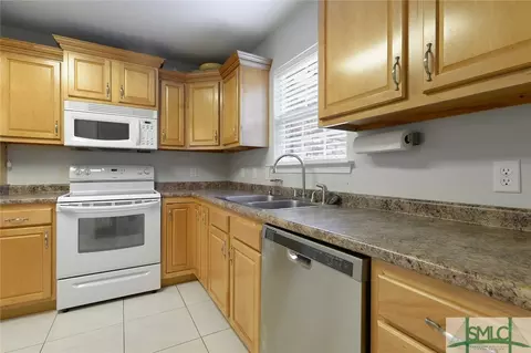 108 Riley Ct, Springfield, GA 31329 photo 9