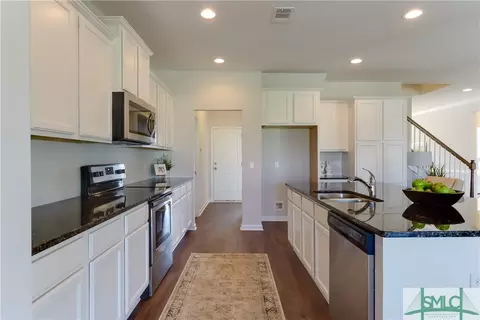 103 Grimsby Rd, Savannah, GA 31407 photo 9
