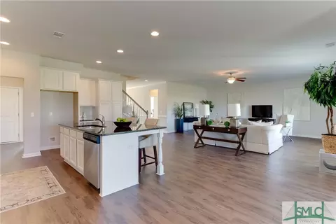 103 Grimsby Rd, Savannah, GA 31407 photo 4