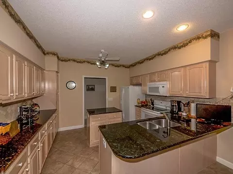12 Mcmichael Dr, Pinehurst, NC 28374 photo 8