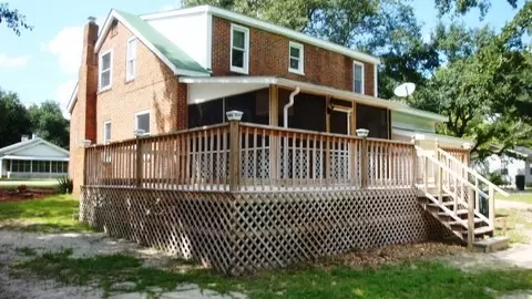 901 Rice St, Hamlet, NC 28345 photo 8