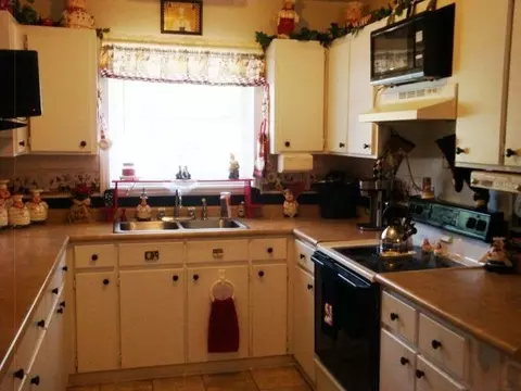 901 Rice St, Hamlet, NC 28345 photo 3