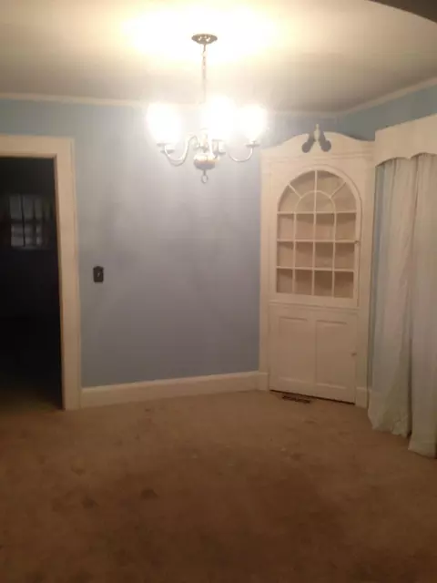 205 Rollins Ave, Hamlet, NC 28345 photo 4