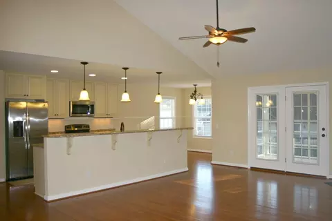 25 E Lake View Dr, Pinehurst, NC 28374 photo 2