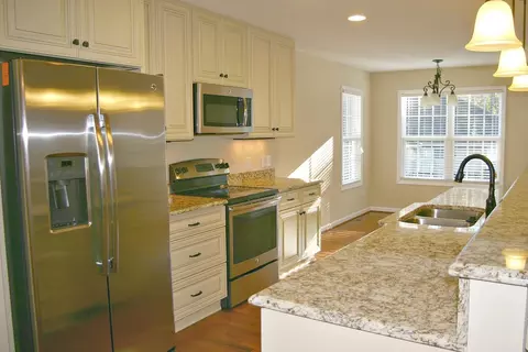25 E Lake View Dr, Pinehurst, NC 28374 photo 6