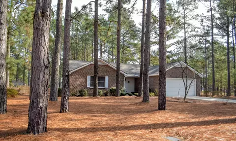 127 Laurel Oak Ln, Pinebluff, NC 28373 photo 2