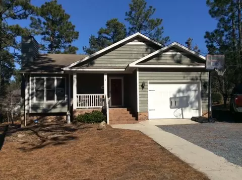 25 E Sawmill Dr, Pinehurst, NC 28374 photo 1