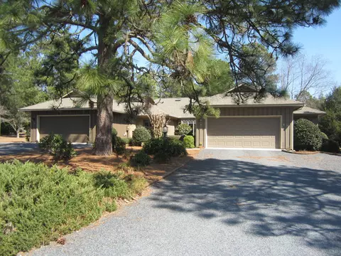 100 Midland Dr, Pinehurst, NC 28374 photo 1