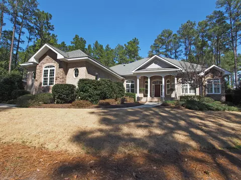 60 Glasgow Dr, Pinehurst, NC 28374 photo 1