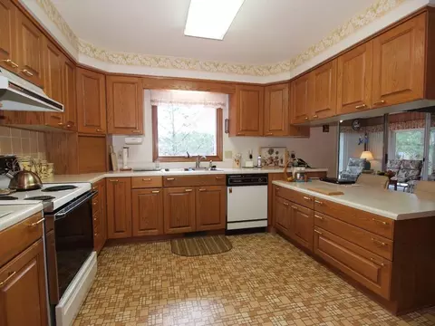 159 James, West End, NC 27376 photo 5