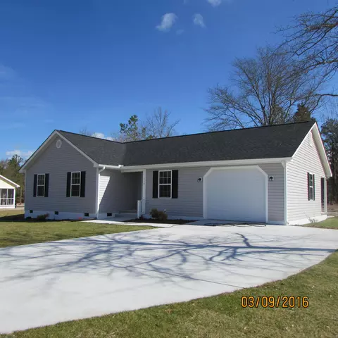 118 Arlee Dr, Hamlet, NC 28345 photo 1