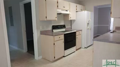 94 Ridgecrest St, Pooler, GA 31322 photo 2