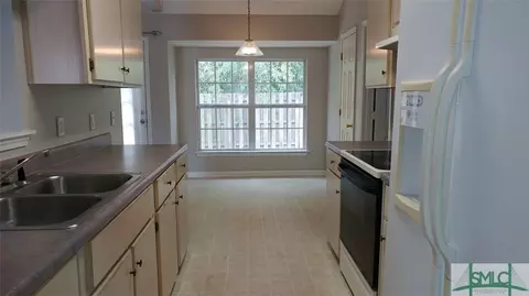 94 Ridgecrest St, Pooler, GA 31322 photo 4