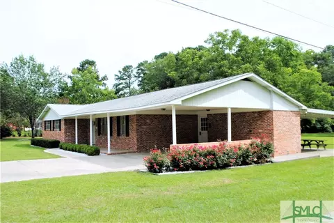 405 S Cedar St, Springfield, GA 31329 photo 2