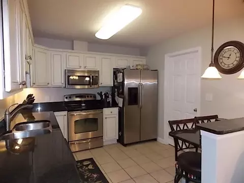 114 Pinecone Ct, West End, NC 27376 photo 11