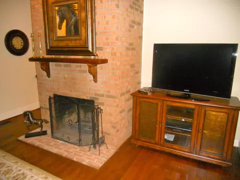 109 W Devonshire Ave, West End, NC 27376 photo 3