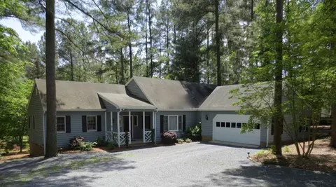 109 W Devonshire Ave, West End, NC 27376 photo 1