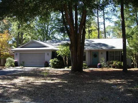 45 Oakmont Cir, Pinehurst, NC 28374 photo 1