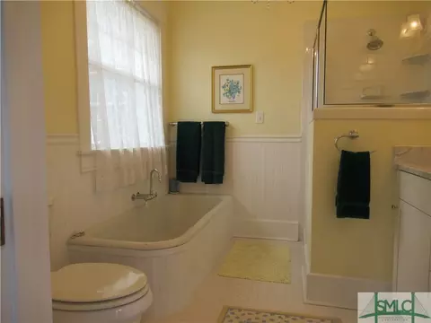 619 E 40th St, Savannah, GA 31401 photo 22