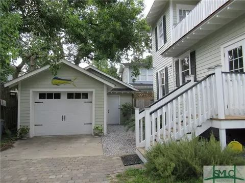 619 E 40th St, Savannah, GA 31401 photo 4
