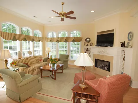 520 Longleaf Dr, West End, NC 27376 photo 5