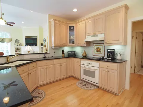 520 Longleaf Dr, West End, NC 27376 photo 7