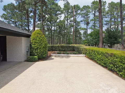 60 Eldorado Ln, Pinehurst, NC 28374 photo 3