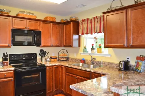105 Brookfield Pl, Guyton, GA 31312 photo 4