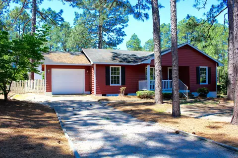 10 E Sawmill Rd, Pinehurst, NC 28374 photo 2