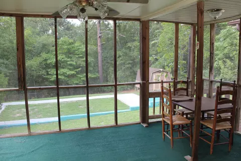 1702 Hylan Ave, Hamlet, NC 28345 photo 11