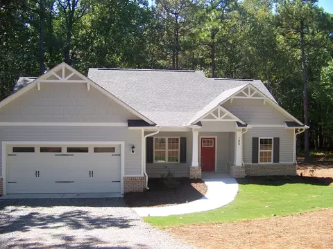 196 W Devonshire Ave, West End, NC 27376 photo 1