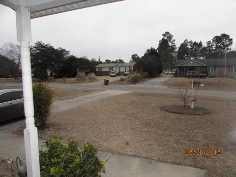 104 Kindale Ave, Hamlet, NC 28345 photo 3