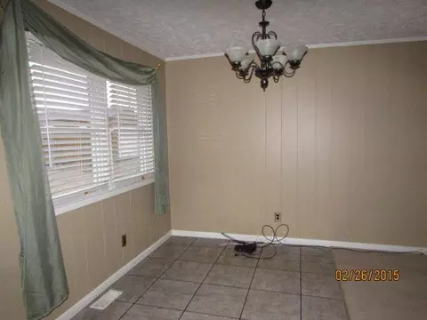 104 Kindale Ave, Hamlet, NC 28345 photo 6