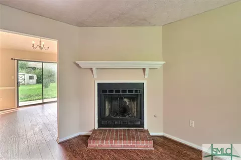 106 Hatch St, Springfield, GA 31329 photo 4