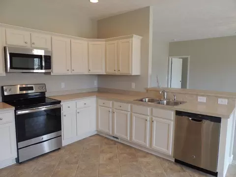 575 W Denny Ave, Pinebluff, NC 28373 photo 5