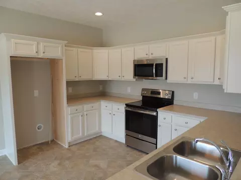 575 W Denny Ave, Pinebluff, NC 28373 photo 6