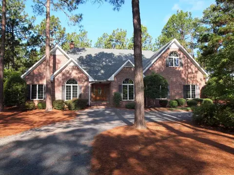52 Mcmichael Dr, Pinehurst, NC 28374 photo 1