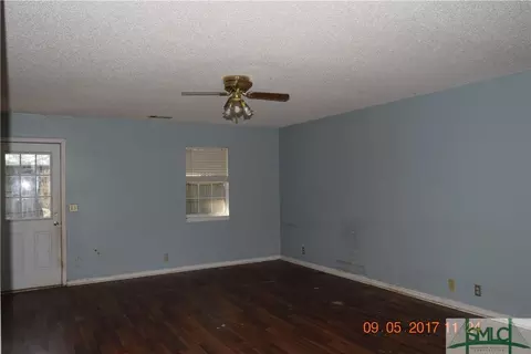 115 Magnolia Dr, Springfield, GA 31329 photo 6
