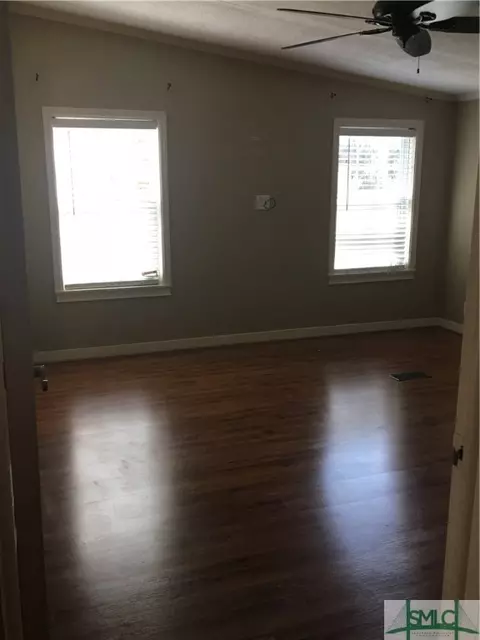 79 5th St, Midway, GA 31320 photo 8