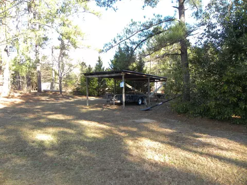 212 Snoozing Pines Ln, Aberdeen, NC 28315 photo 4
