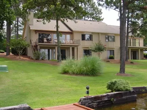 35 Lake Point Dr, Pinehurst, NC 28374 photo 4