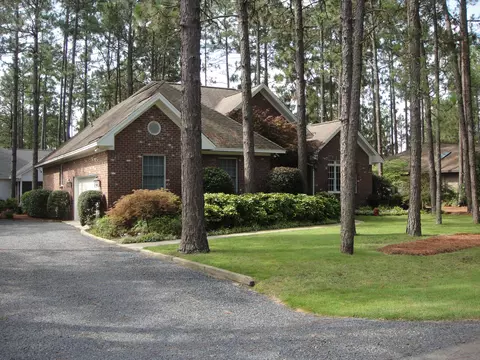 15 Lodge Pole, Pinehurst, NC 28374 photo 2