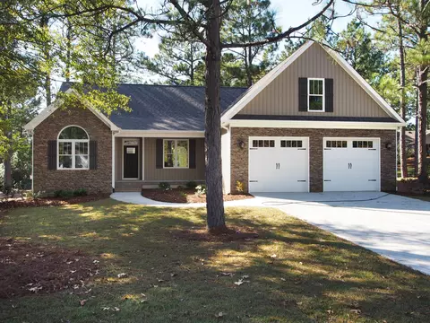 6 Riviera Dr, Pinehurst, NC 28374 photo 1