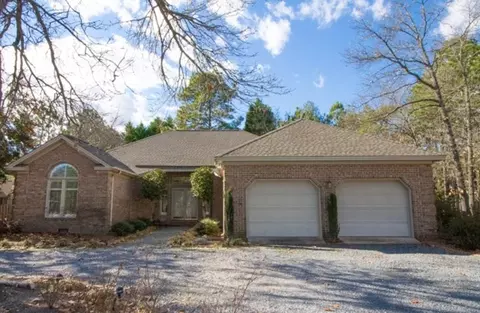 1325 Monticello Dr, Pinehurst, NC 28374 photo 2