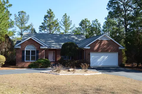 9 Starlit Ln, Pinehurst, NC 28374 photo 1