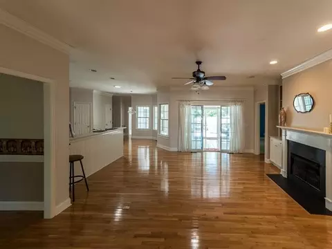 391 Longleaf Dr, West End, NC 27376 photo 4