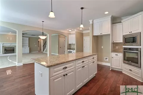 111 Bluegrass Cir, Guyton, GA 31312 photo 6