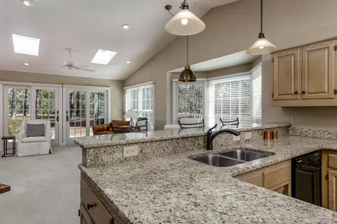 230 Bel Air Dr, Pinehurst, NC 28374 photo 8