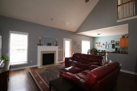 1312 Devonshire Trl, Aberdeen, NC 28315 photo 5